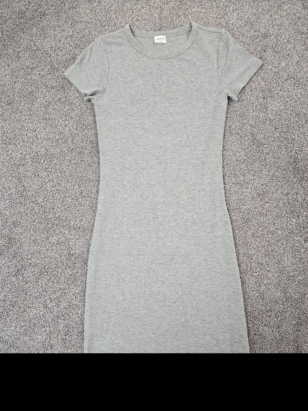Wilfred Free Gray Slim Crewneck Bodycon Dress